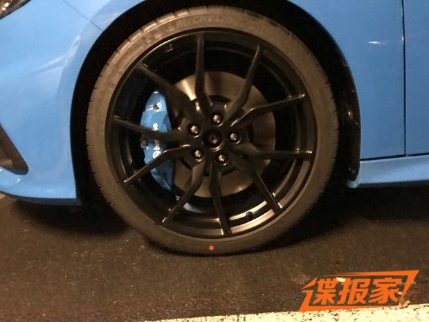 2018日內瓦車展探館：?？怂筊S限量版