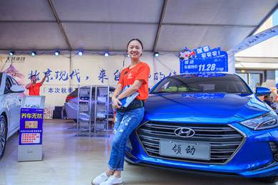 【車展第一天】遇到那個(gè)TA，放棄蘋果8......